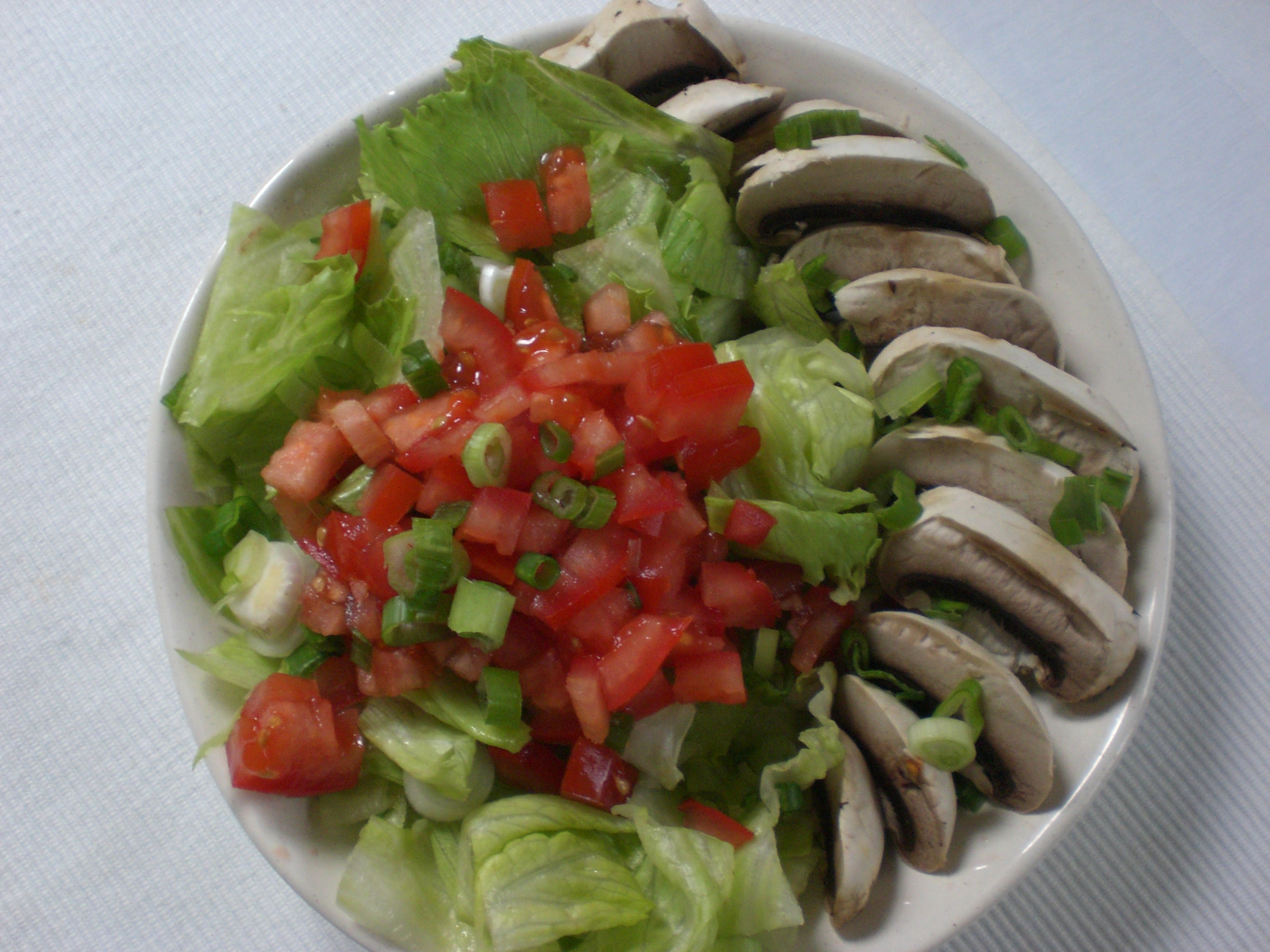 Tomato-mushroom-salad
